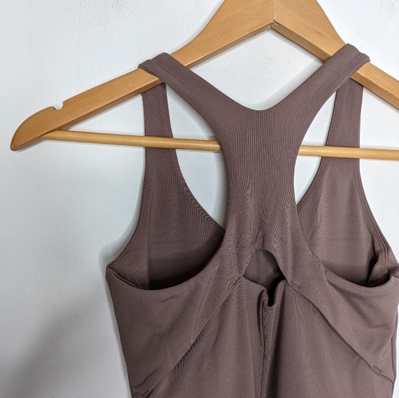 GIRLFRIEND COLLECTIVE Lola V-Neck Workout Dress Built-in Shorts Bra NEW Size XS - Picture 3 of 6